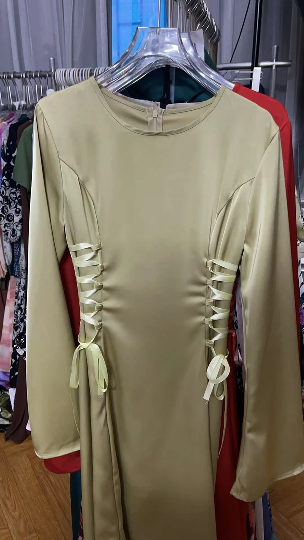 高端气质时尚缎面连衣裙春秋轻奢显瘦复古长裙【 006# - 香槟色 】