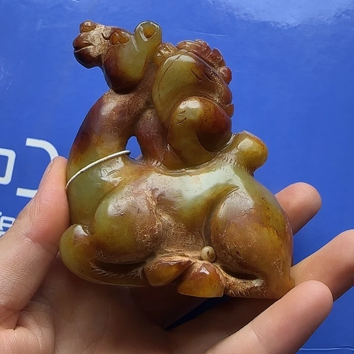 和田玉未镶嵌把件老****铺