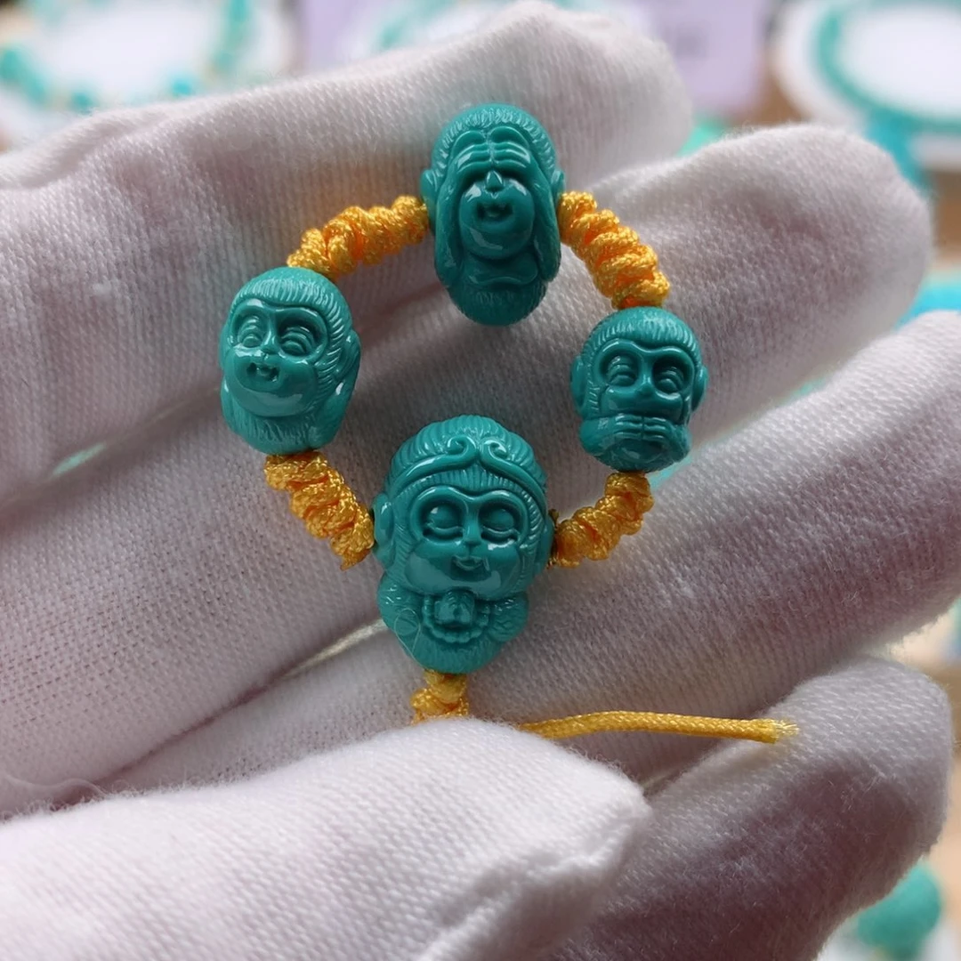 绿松石配饰未镶嵌