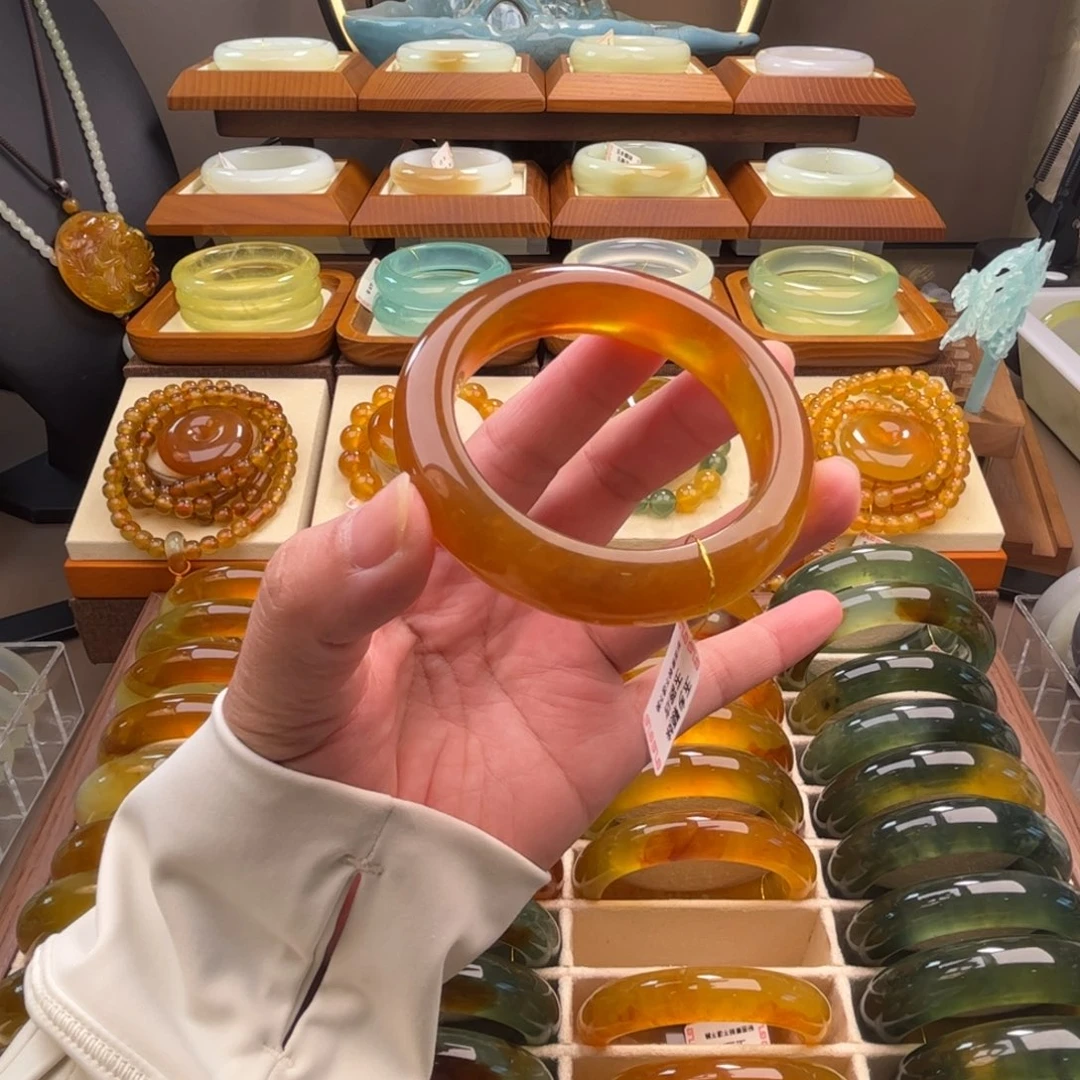 未镶嵌蛇纹石玉手镯54