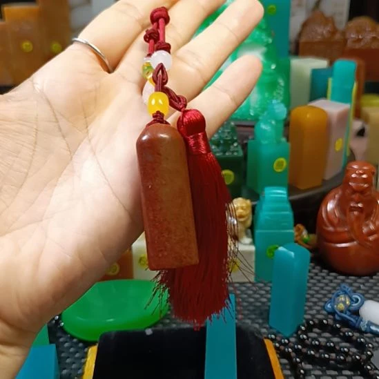 寿山石印石高山朱砂红挂件