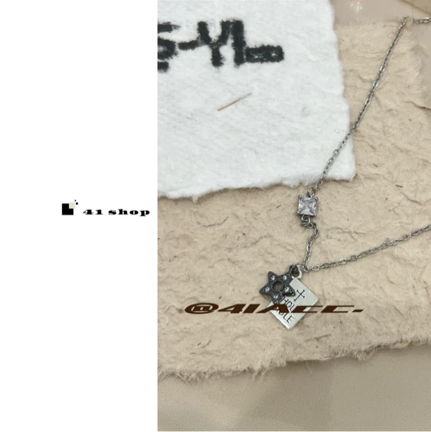 铜合金项链 B-1  黑色五角星锆石字母牌精致项链