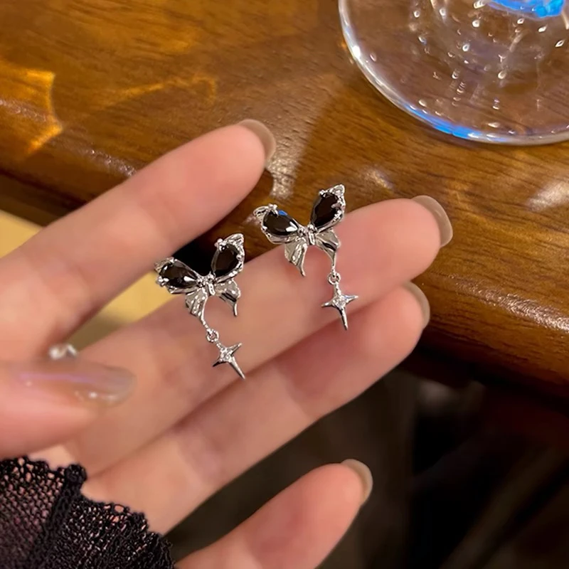 铜合金锆石耳饰 【复古黑蝴蝶】轻奢S925银耳钉