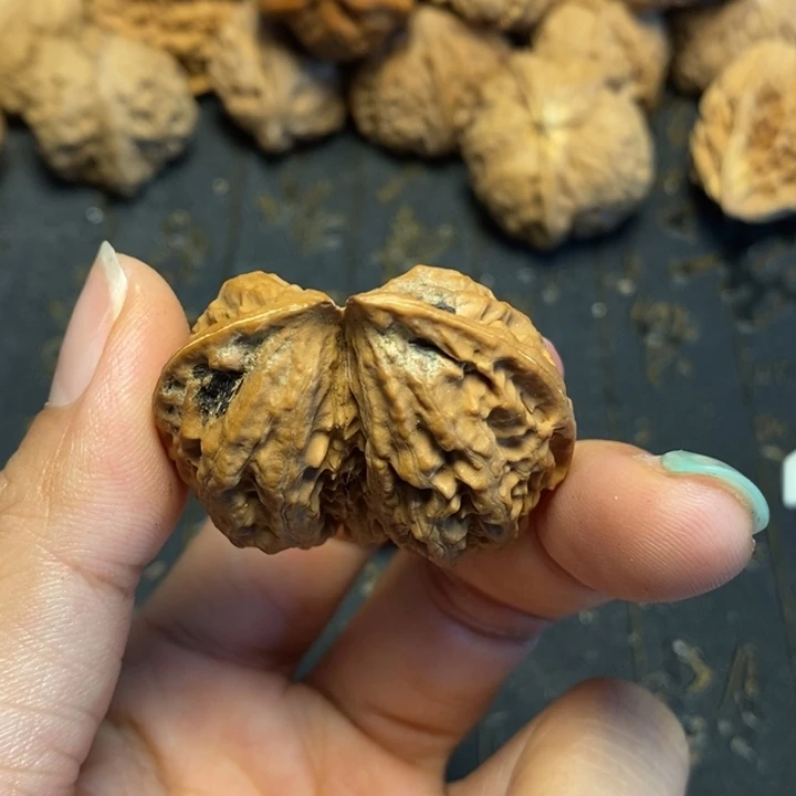 文玩核桃吊坠雪****9文玩核桃异形单只