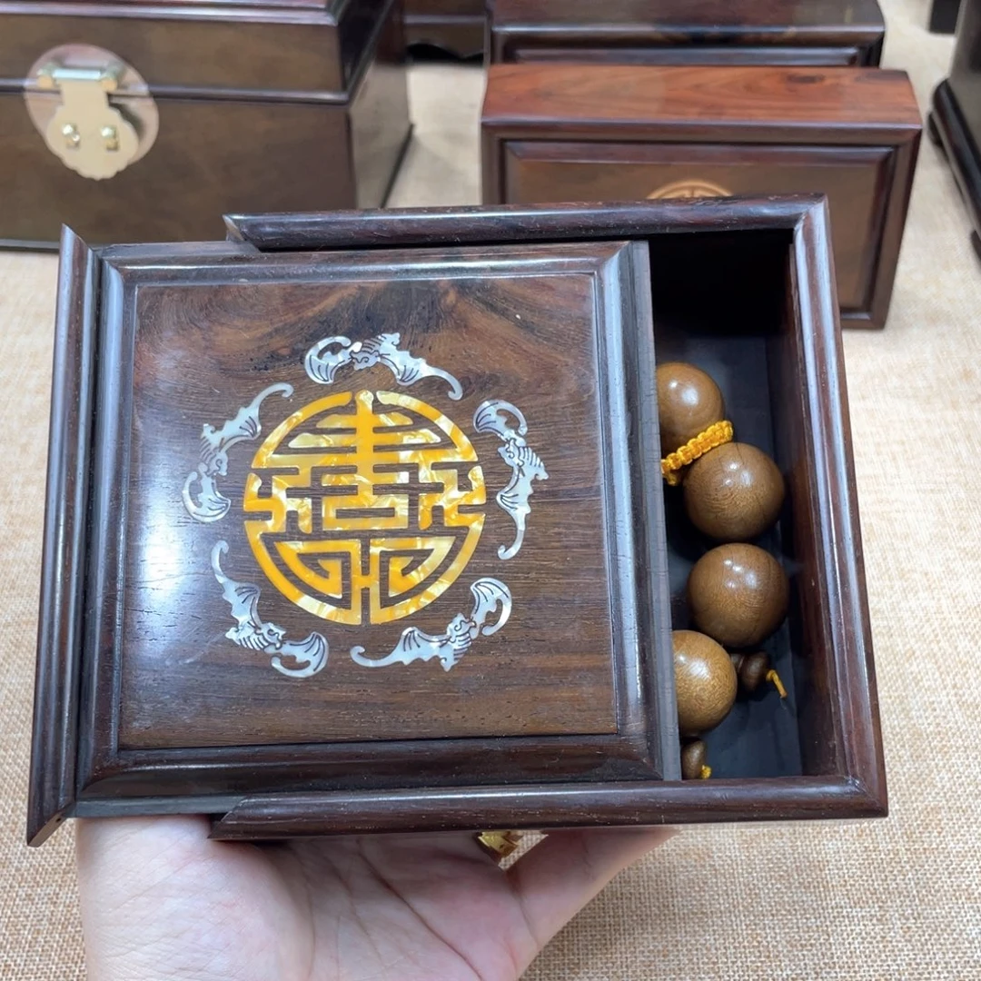 紫檀木类成套家具
