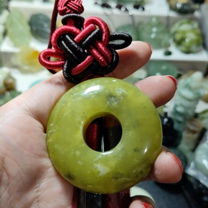 岫玉微瑕平安扣未镶嵌冷***菊