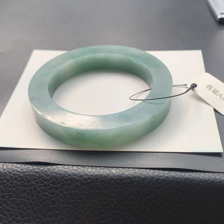 定制翡翠手镯未镶嵌