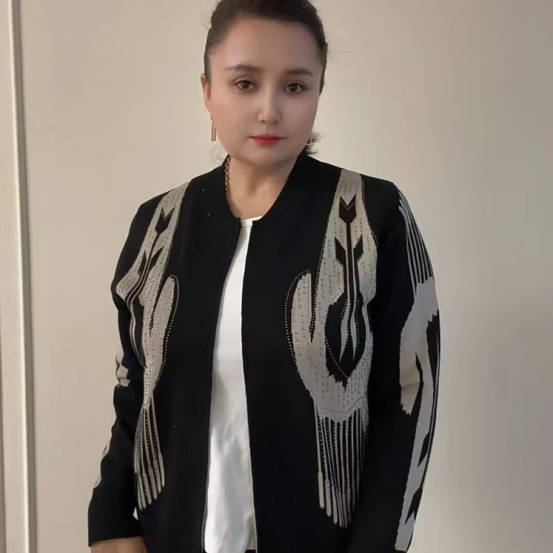 艾特莱斯花型短款民族风纯色毛呢撞色开衫圆领外套