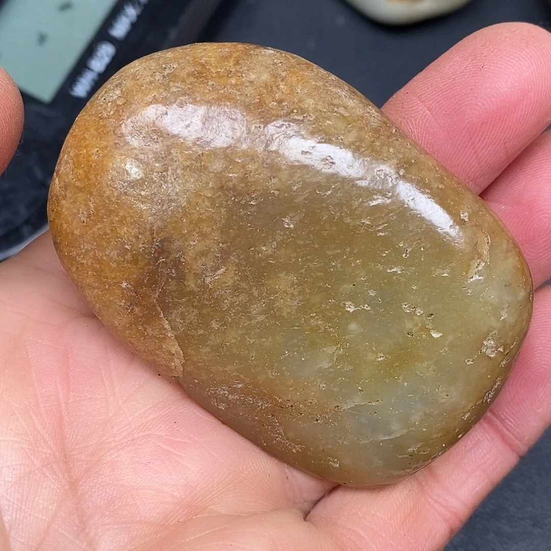 和田玉未镶嵌珠宝奇石