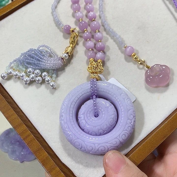 翡翠未镶嵌颈饰翡翠吊坠