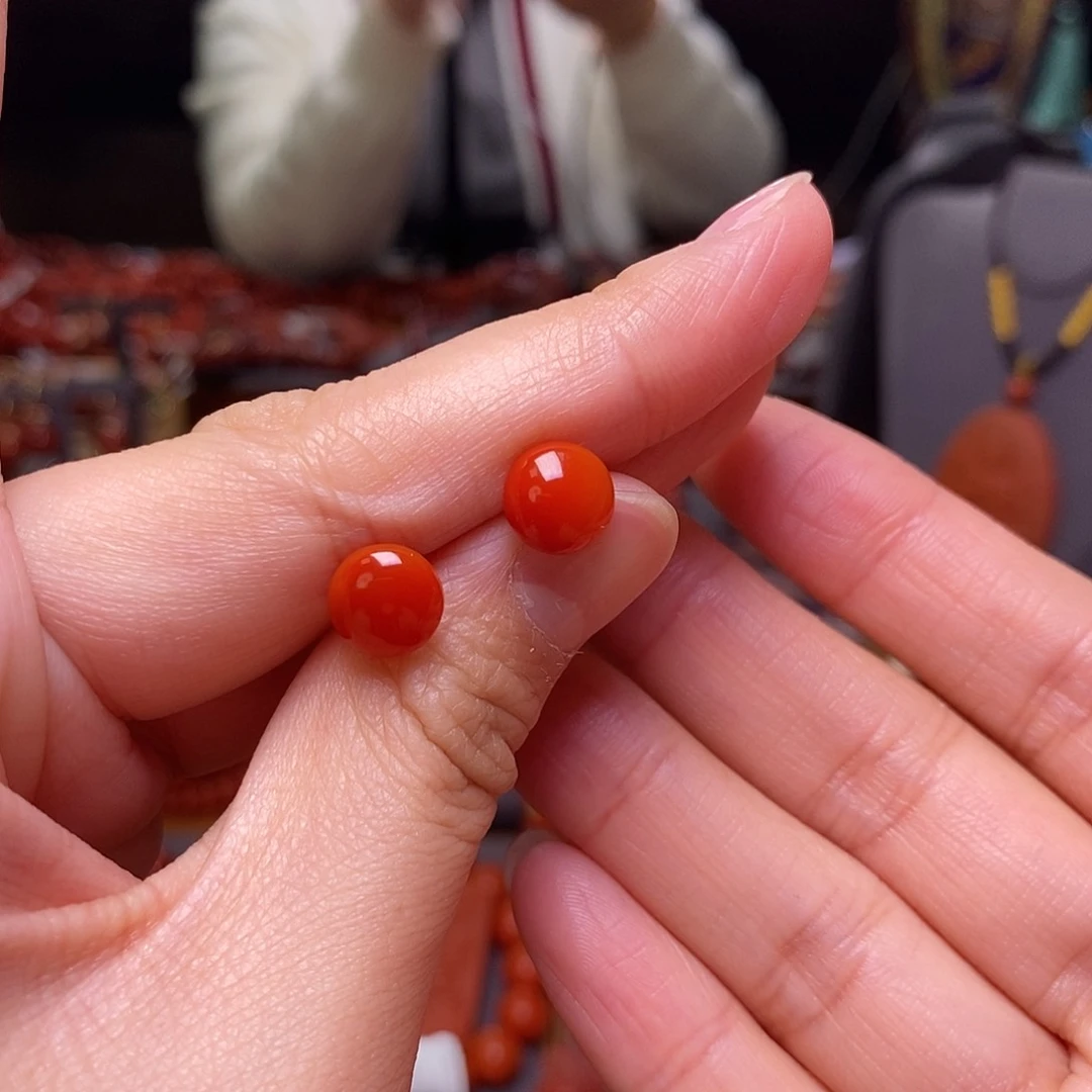 南红玛瑙耳钉18K金镶嵌冲**生