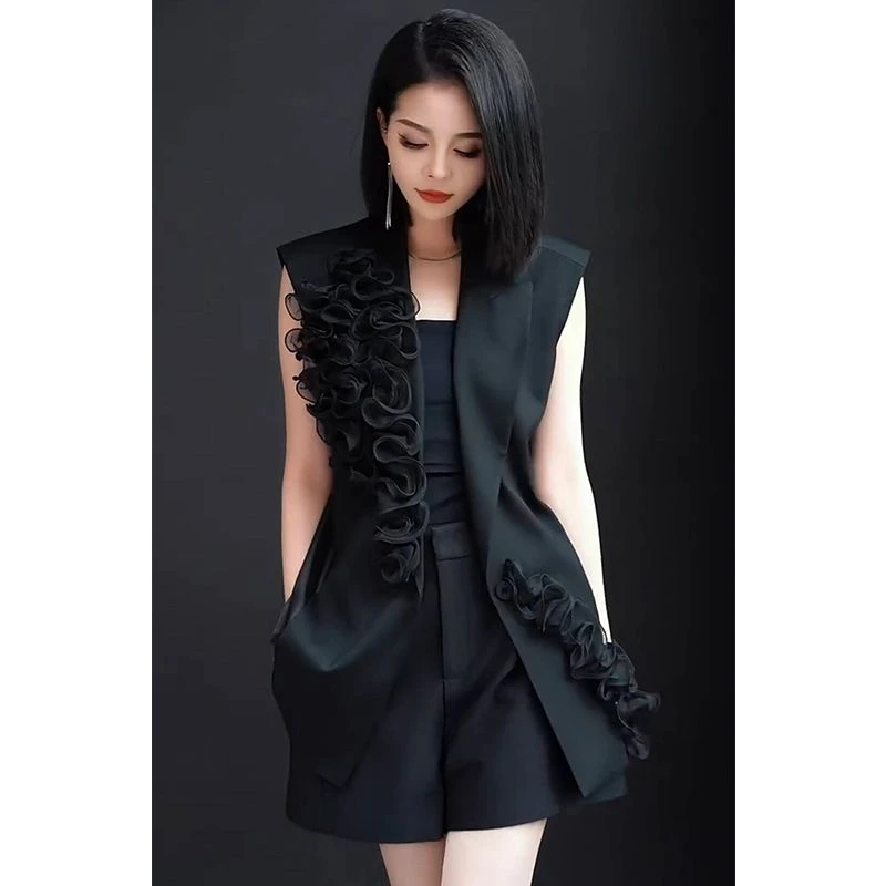 欧洲站2025春季新款时尚高级感减龄纯色立体装饰翻领西装外套女潮