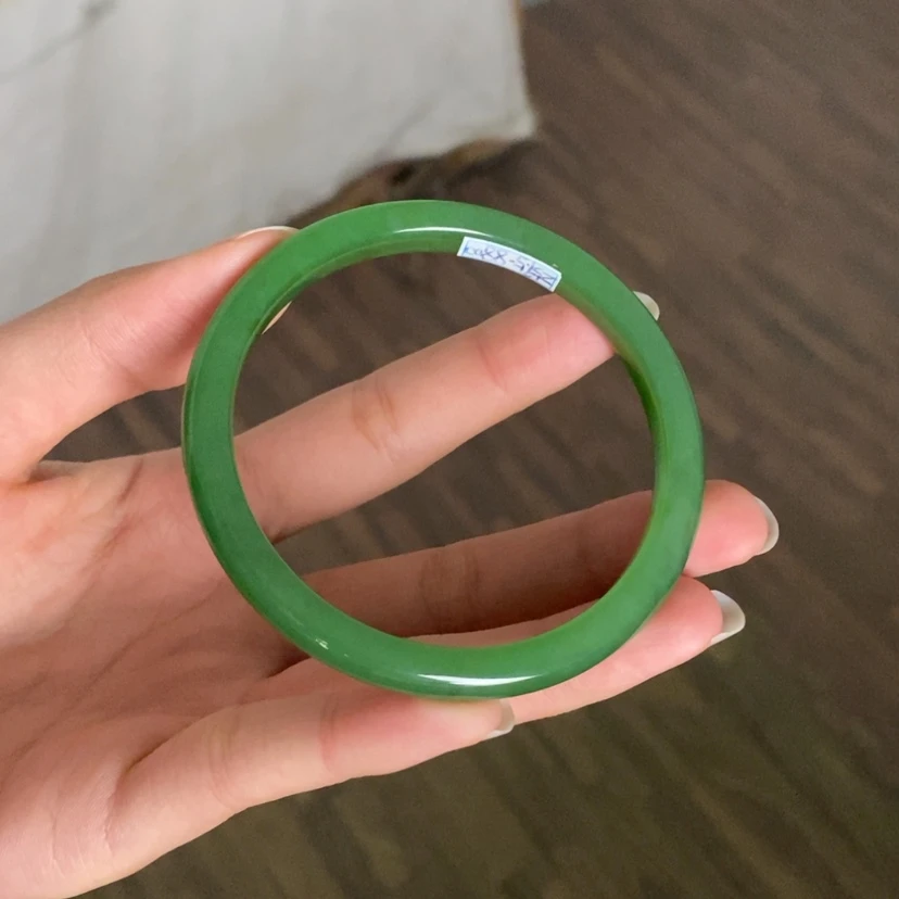 【闪购商品】未镶嵌手镯和田玉（碧玉）