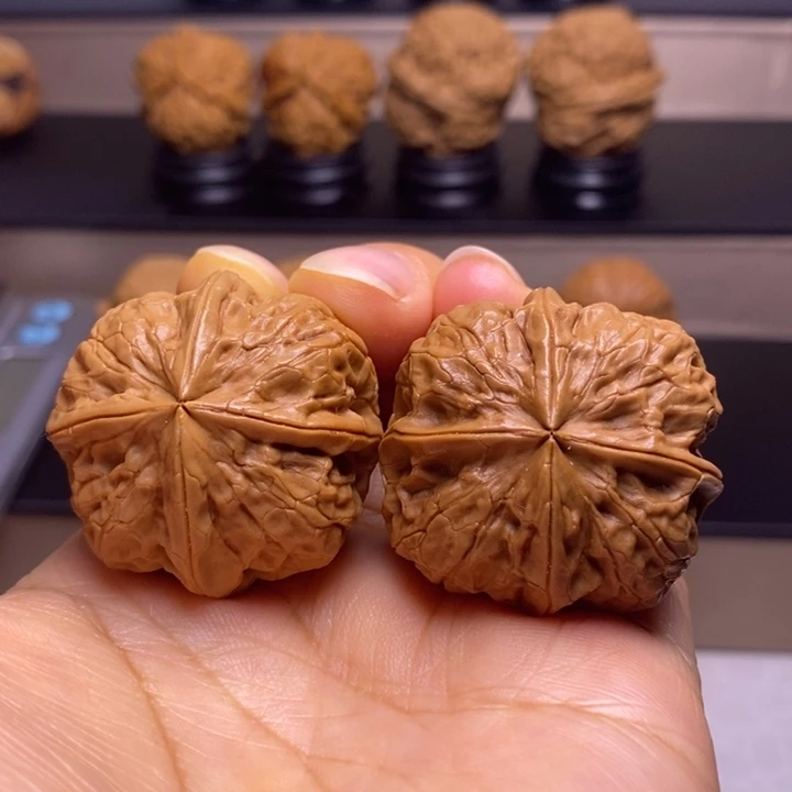 文玩核桃把件聚宝盆四楞14