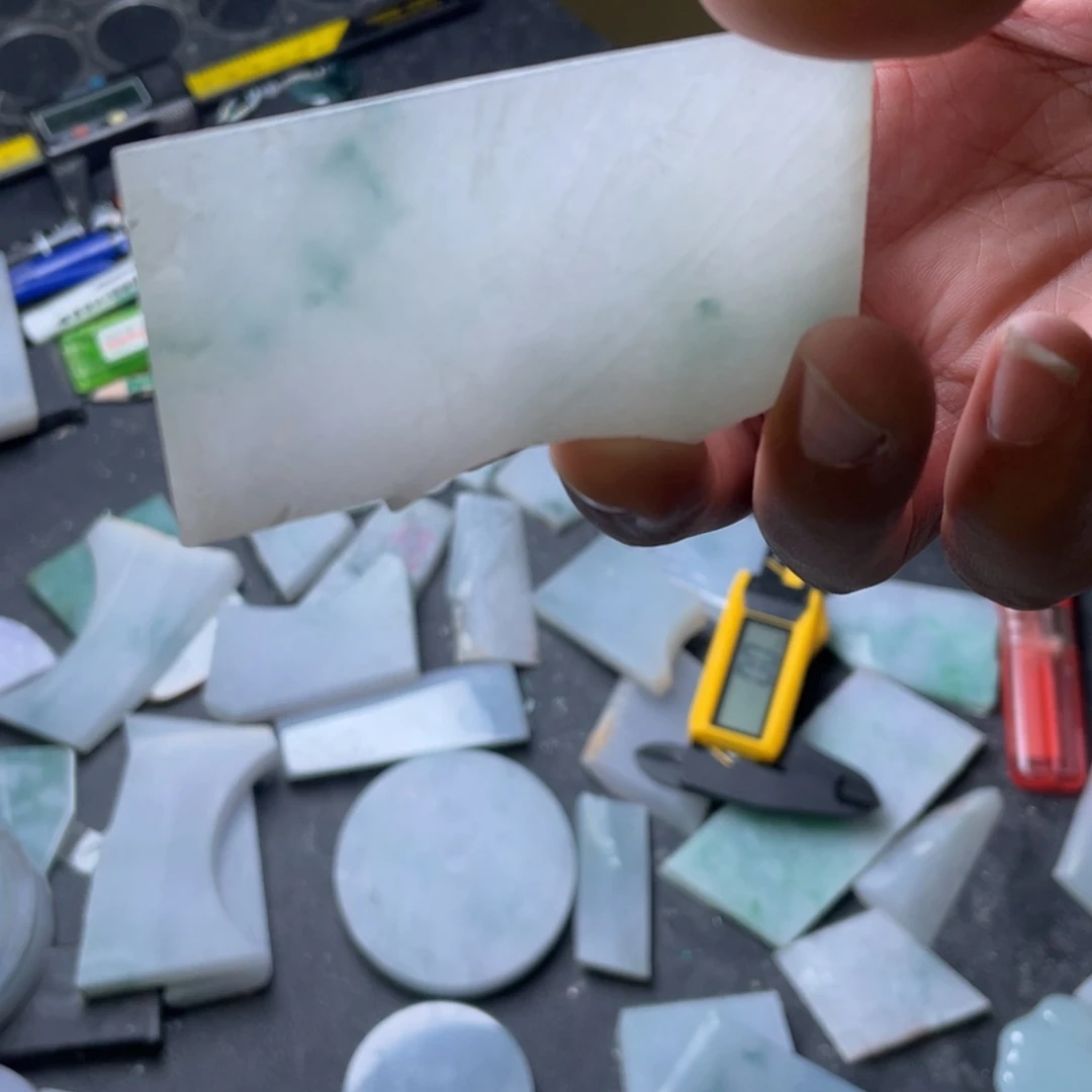 未镶嵌定制翡翠髙