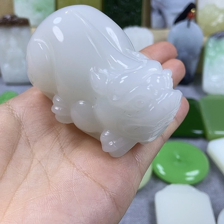 天然玉石未镶嵌一物一拍