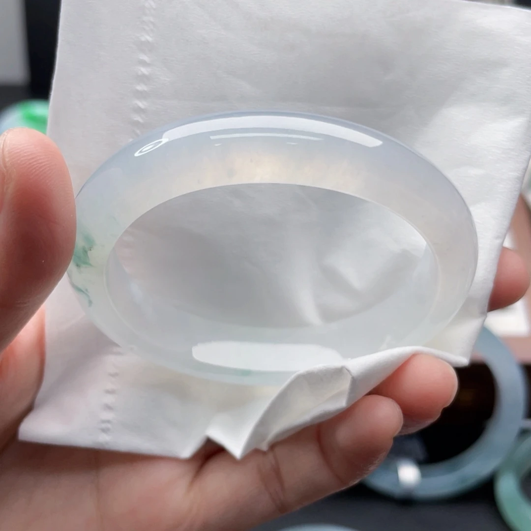 翡翠手镯未镶嵌52.8贵妃冰飘花