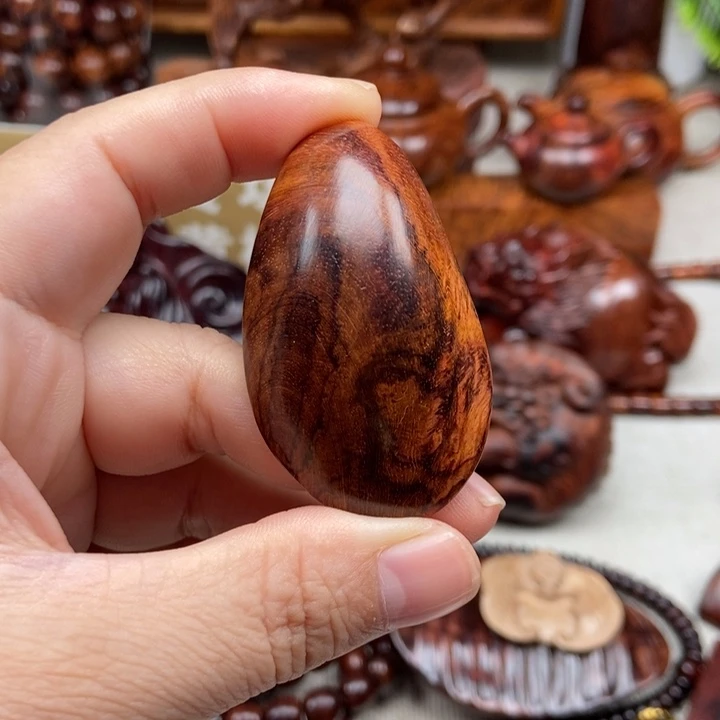 合***哥黄花梨/降香黄檀把件