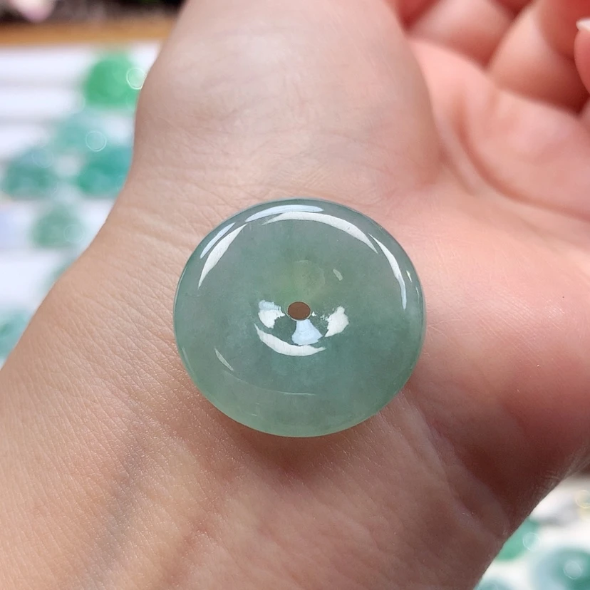 【闪购商品】翡翠未镶嵌吊坠(不含链)