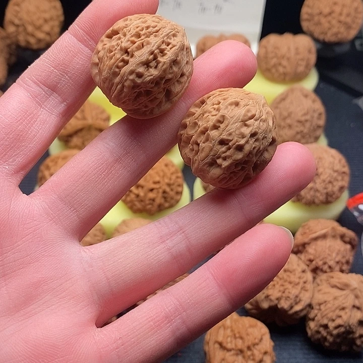 文玩核桃把件闪电150