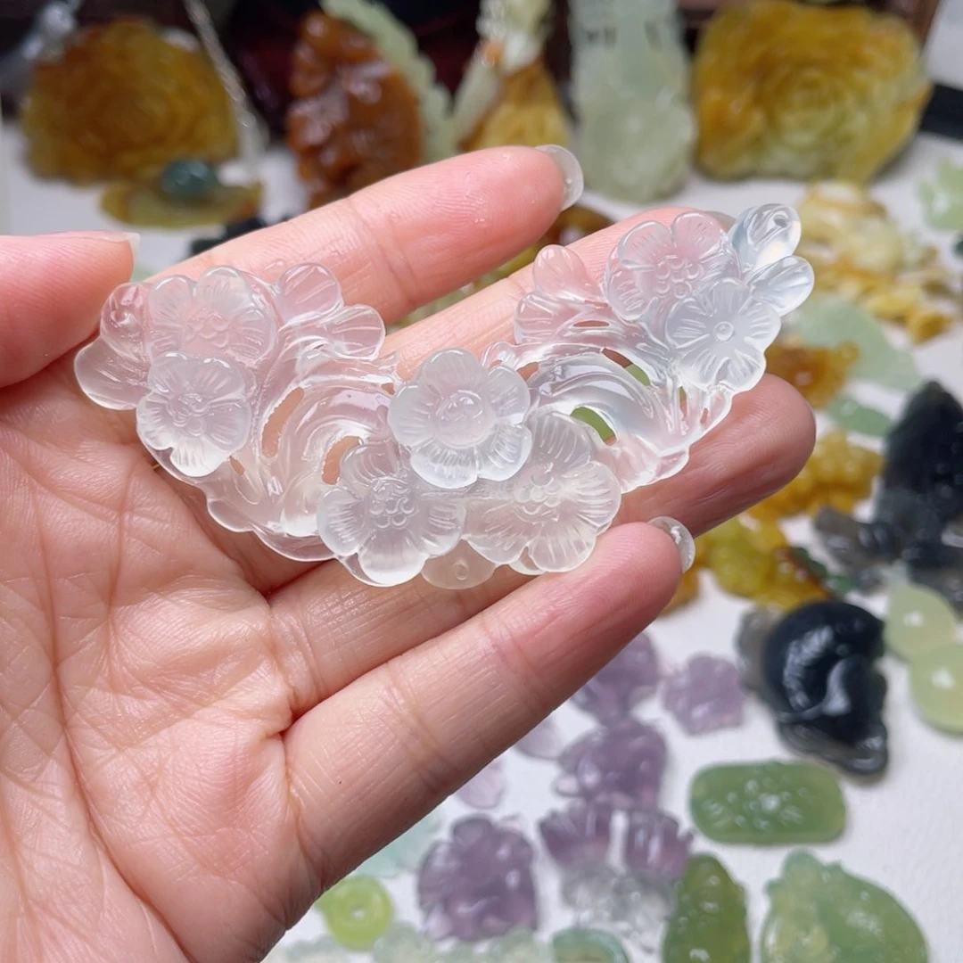 蛇纹石玉颈饰未镶嵌m****2