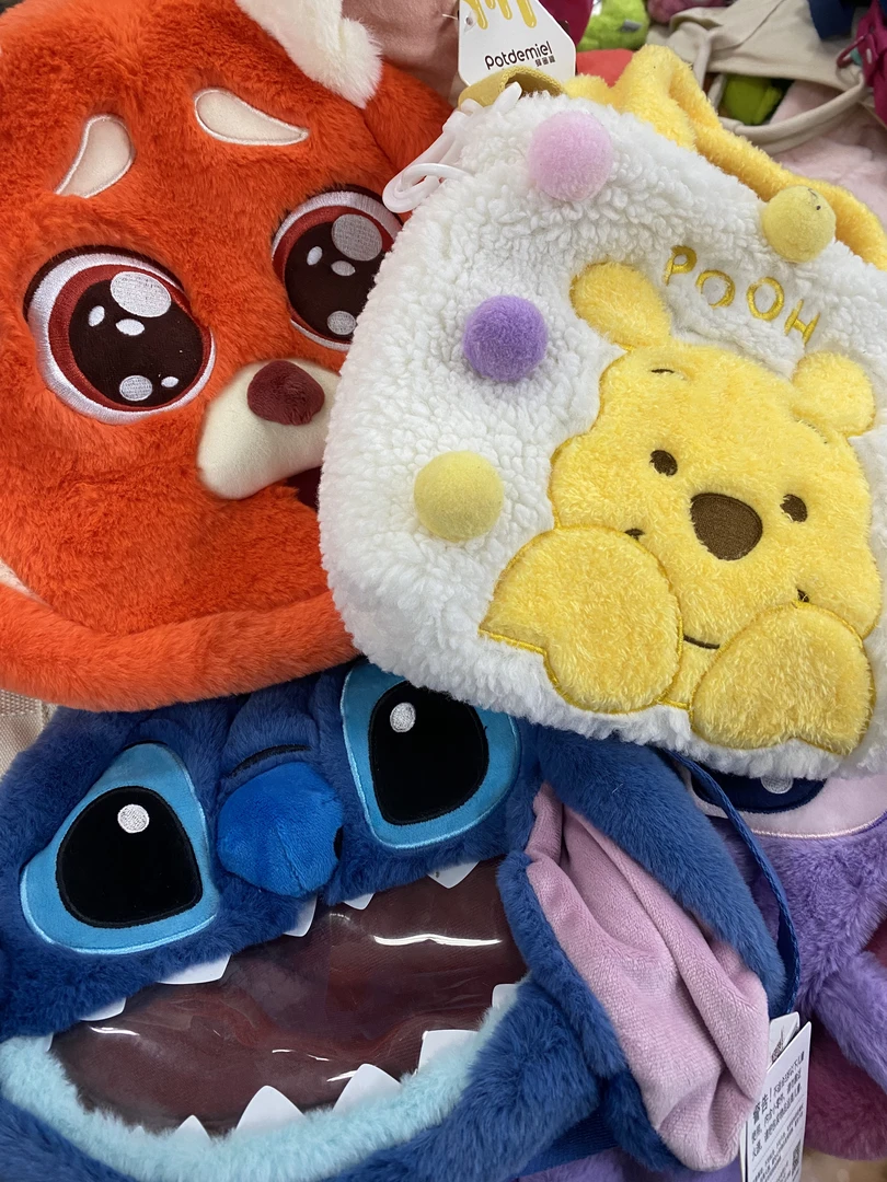 【清仓】少女心可爱卡通草莓熊抱抱龙原创ip玩偶毛绒包包帆布包