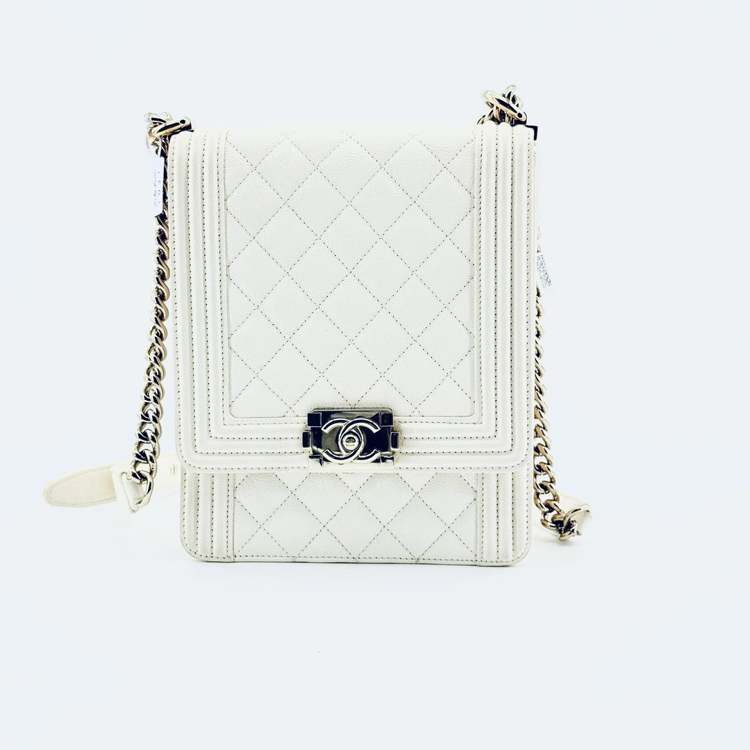 未使用 Chanel/香奈儿 米白色竖版Leboy单肩包闲置新（福利）