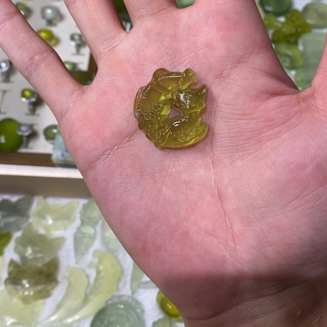 未镶嵌岫玉吊坠(不含链)