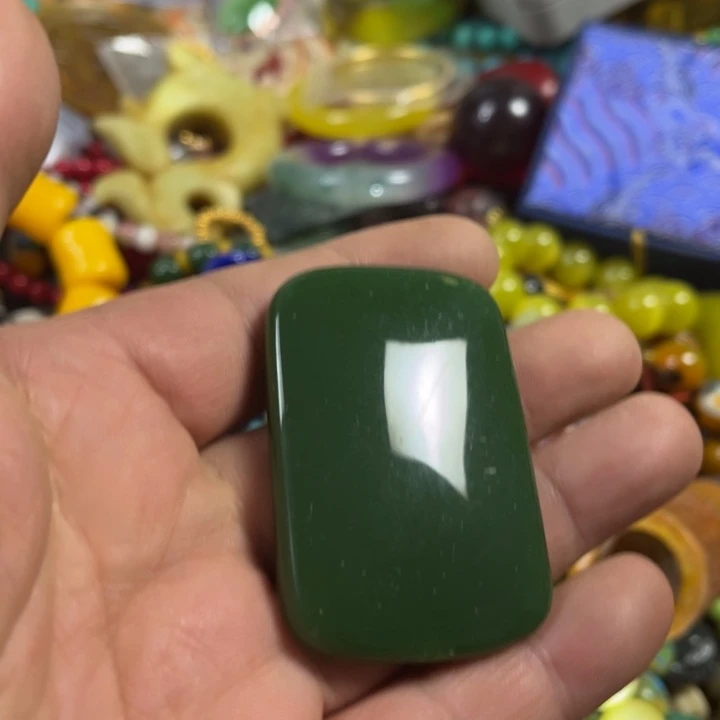 未镶嵌和田玉（糖玉）挂件