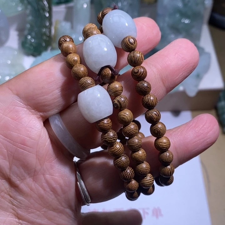 【闪购商品】颈饰未镶嵌翡翠多样性发1