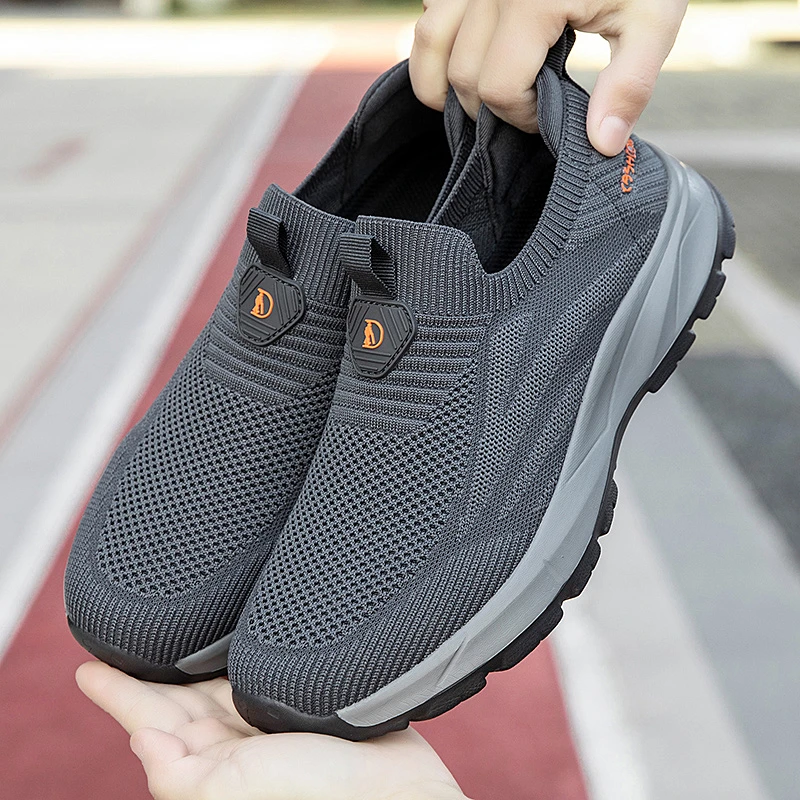 运动鞋正品老人鞋女夏季透气一脚蹬防滑妈妈鞋中老年健步鞋