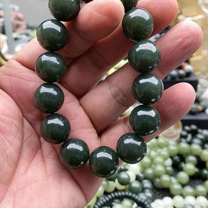 【闪购商品】未镶嵌手链和田玉16冰瓷蓝