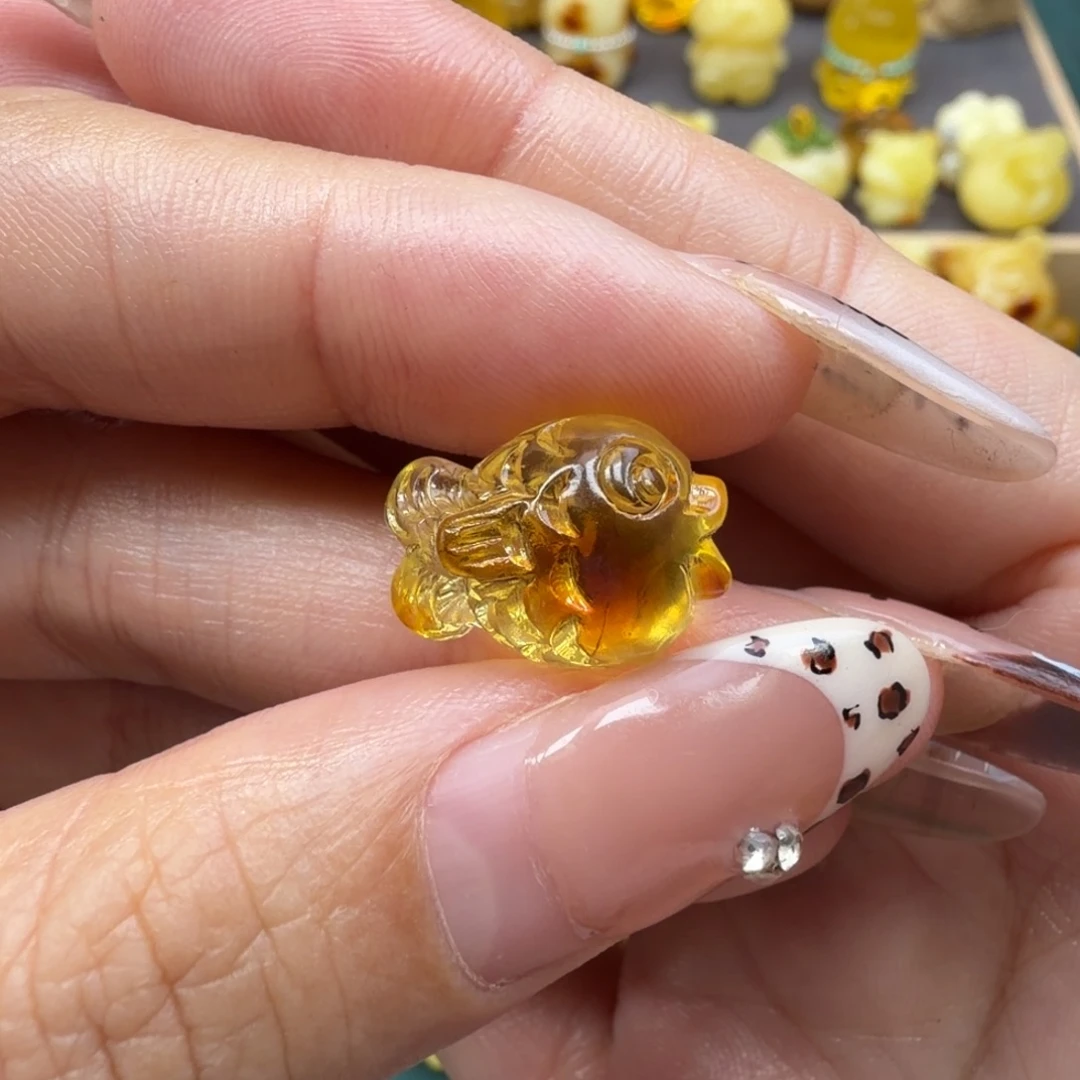 琥珀未镶嵌裸石蜜蜡