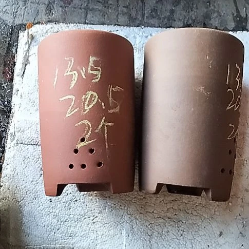 红泥紫泥大笔筒两个花盆