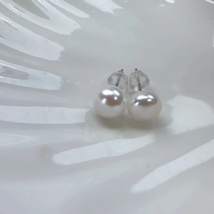 银S925镶嵌耳饰淡水珍珠