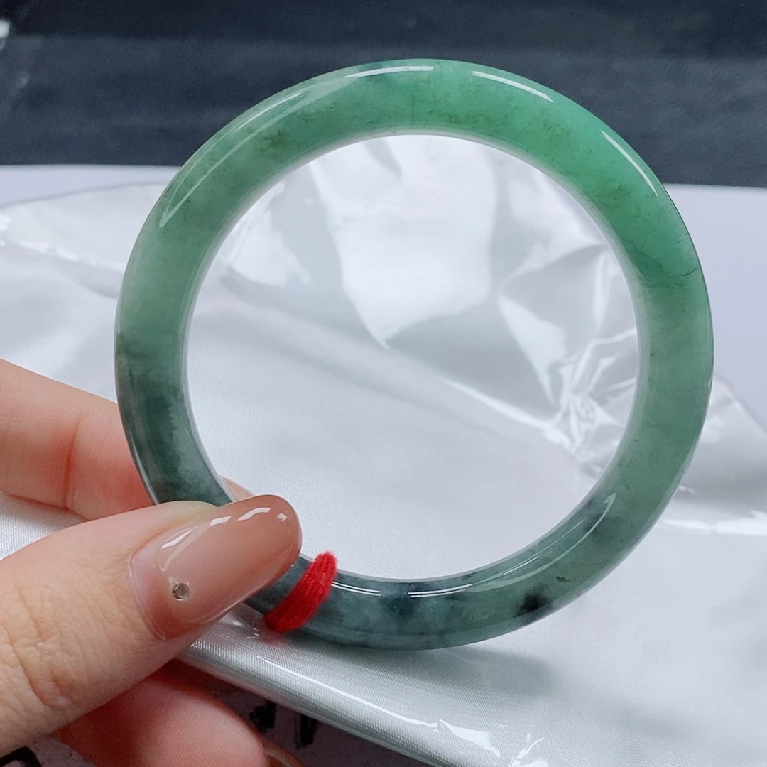 【闪购商品】未镶嵌手镯（圆镯）翡翠471号