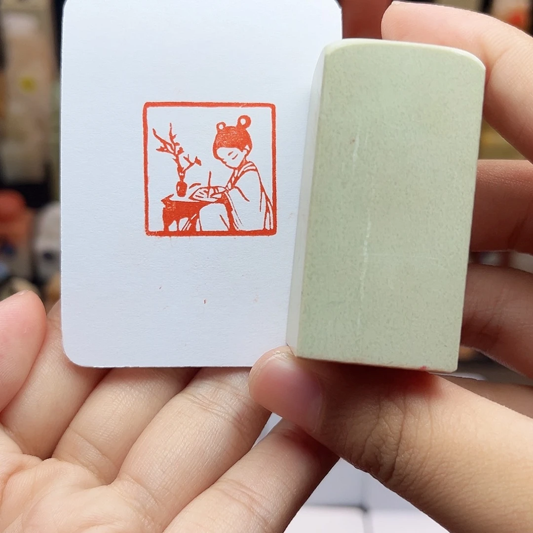 寿山石印石2.5写字小娘子 手工篆刻