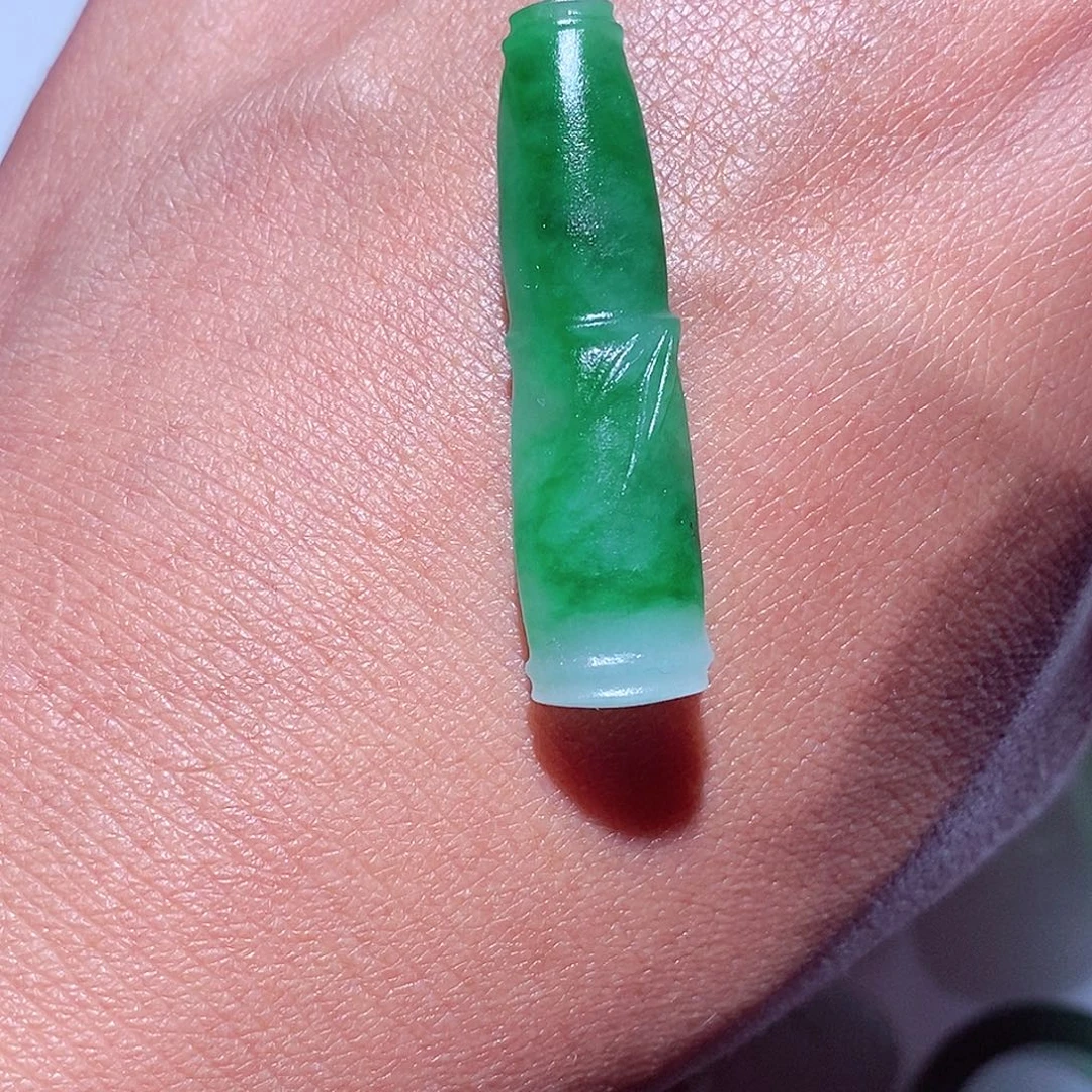 定制翡翠未镶嵌竹节