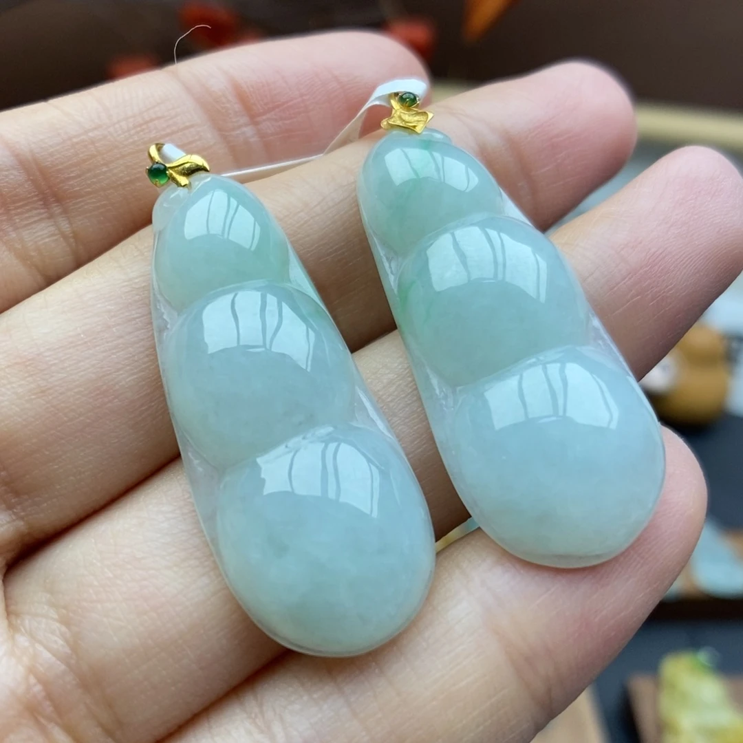 【闪购商品】颈饰18K金镶嵌翡翠发其一