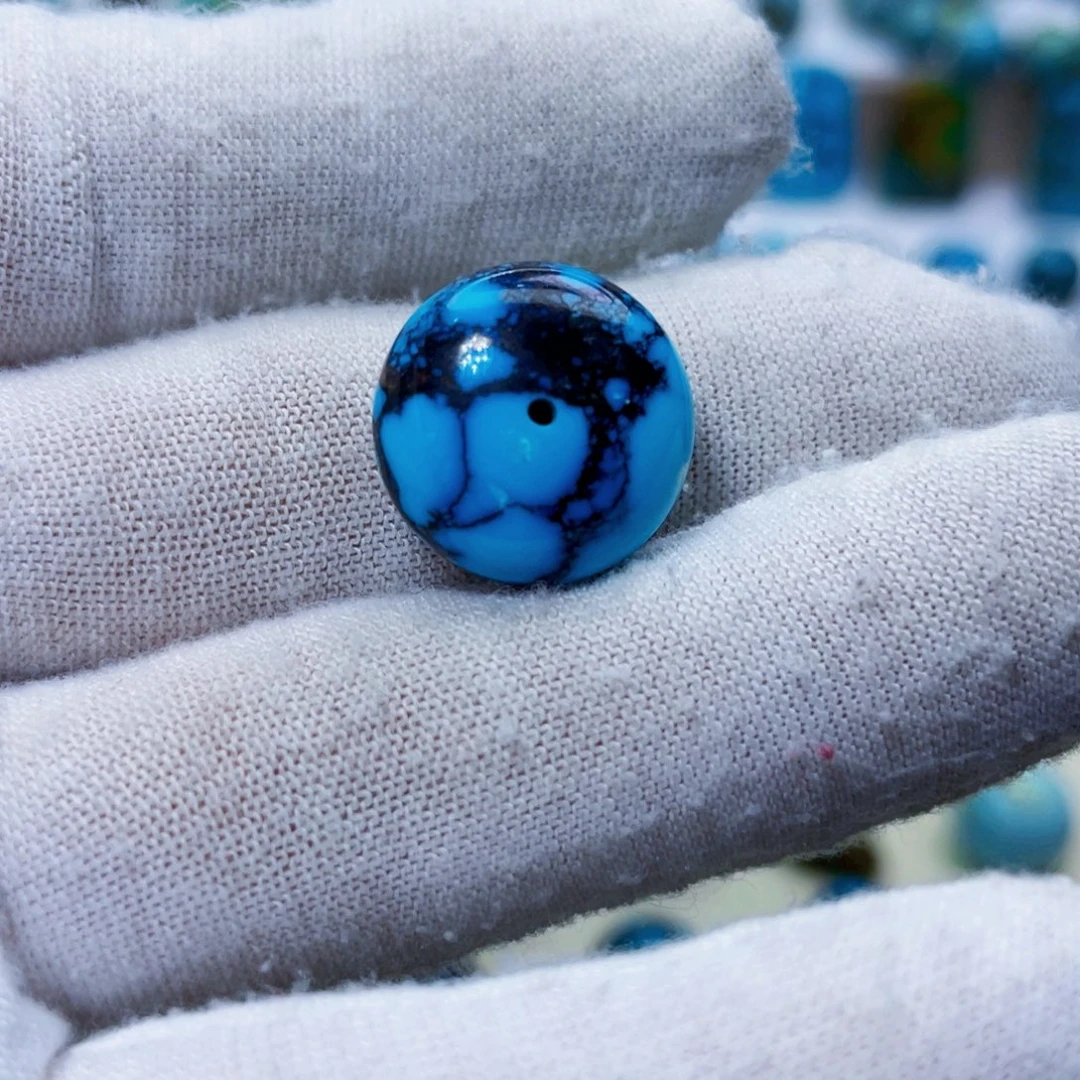 绿松石未镶嵌饰品