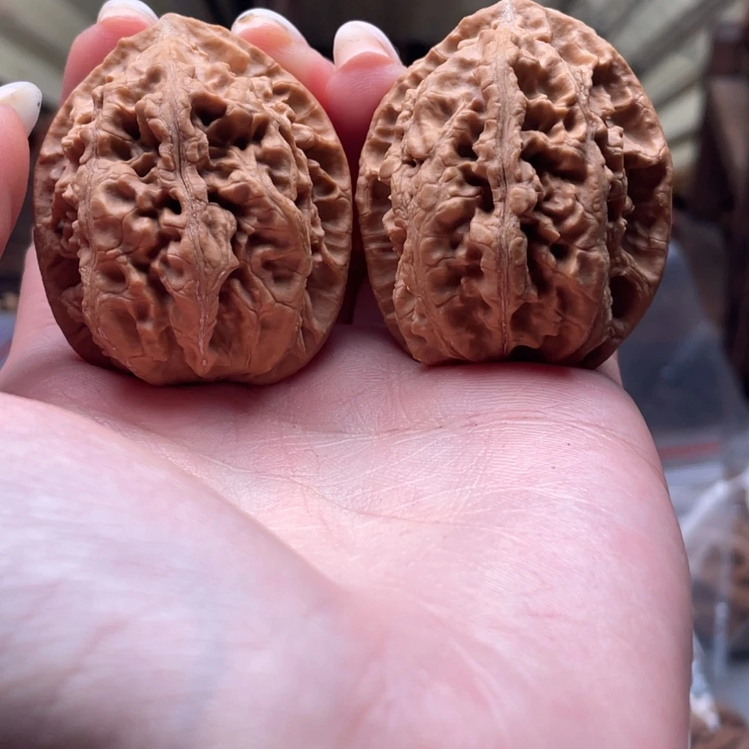 文玩核桃把件楸刀鱼94