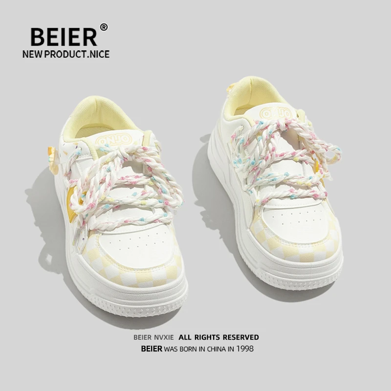 BEIER小众印花可爱百搭小白鞋2025春季新款轻便板鞋ins潮女鞋2883