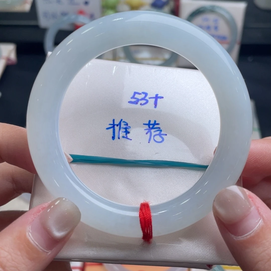 未镶嵌手镯翡翠翡翠手镯