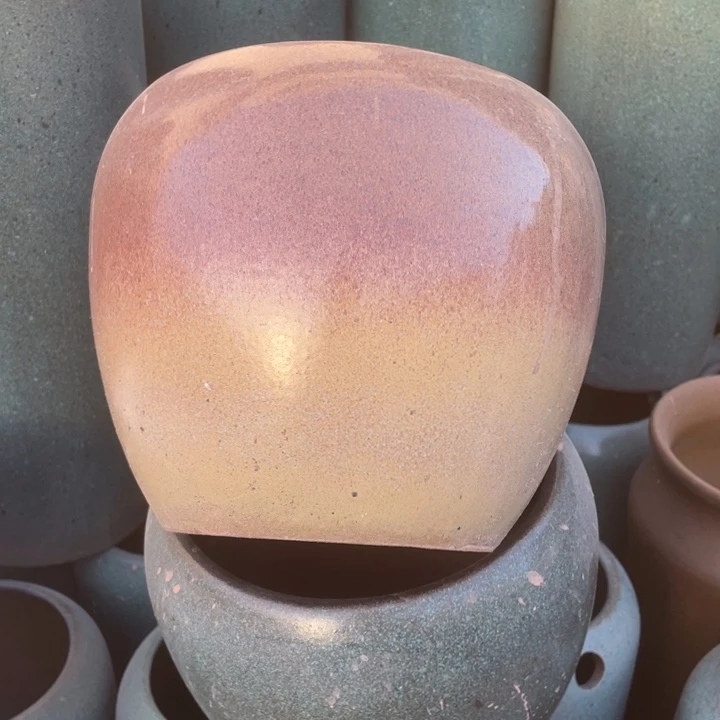 紫砂花盆高17口19绿色➕拉丝粉瑕疵