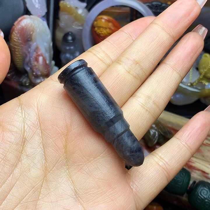 硅化玉未镶嵌吊坠(不含链)玉雕子弹头吊坠