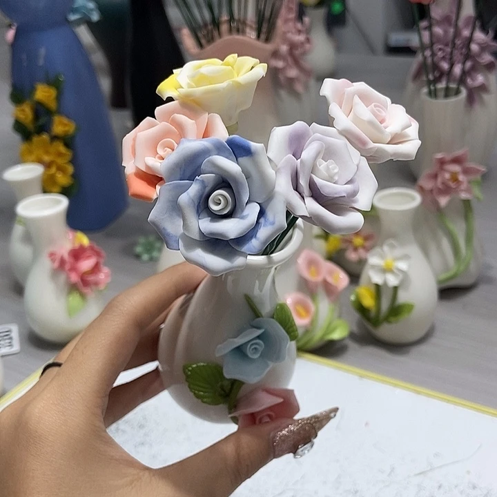 陶瓷纯手工捏花设计