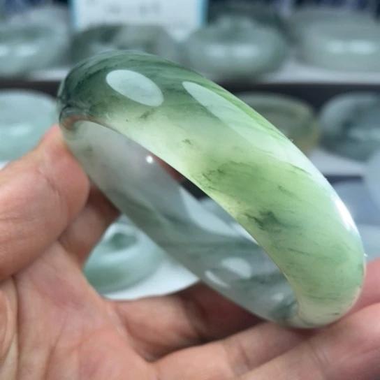 石英质玉（金丝玉）未镶嵌手镯