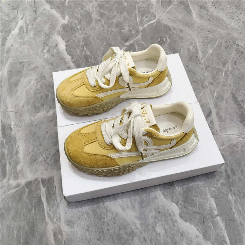 2025秋季新款ins女鞋学院风轻便爆款韩版德训鞋跑步运动鞋女单鞋