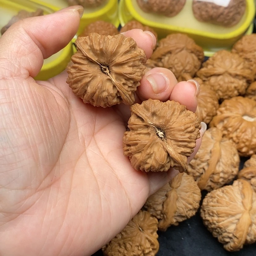 【闪购商品】桃核把件平谷凹底