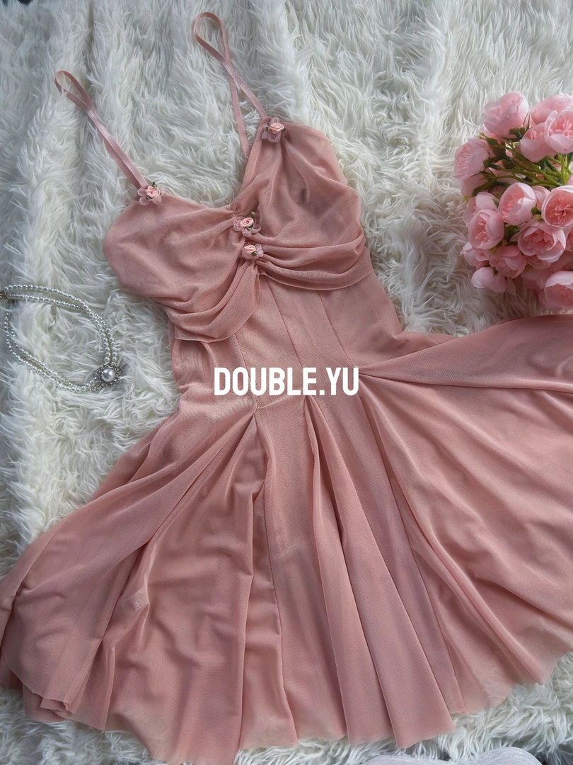 【花语】显瘦性感辣妹纯欲风吊带甜美收腰网纱氛围感温柔抽褶睡裙